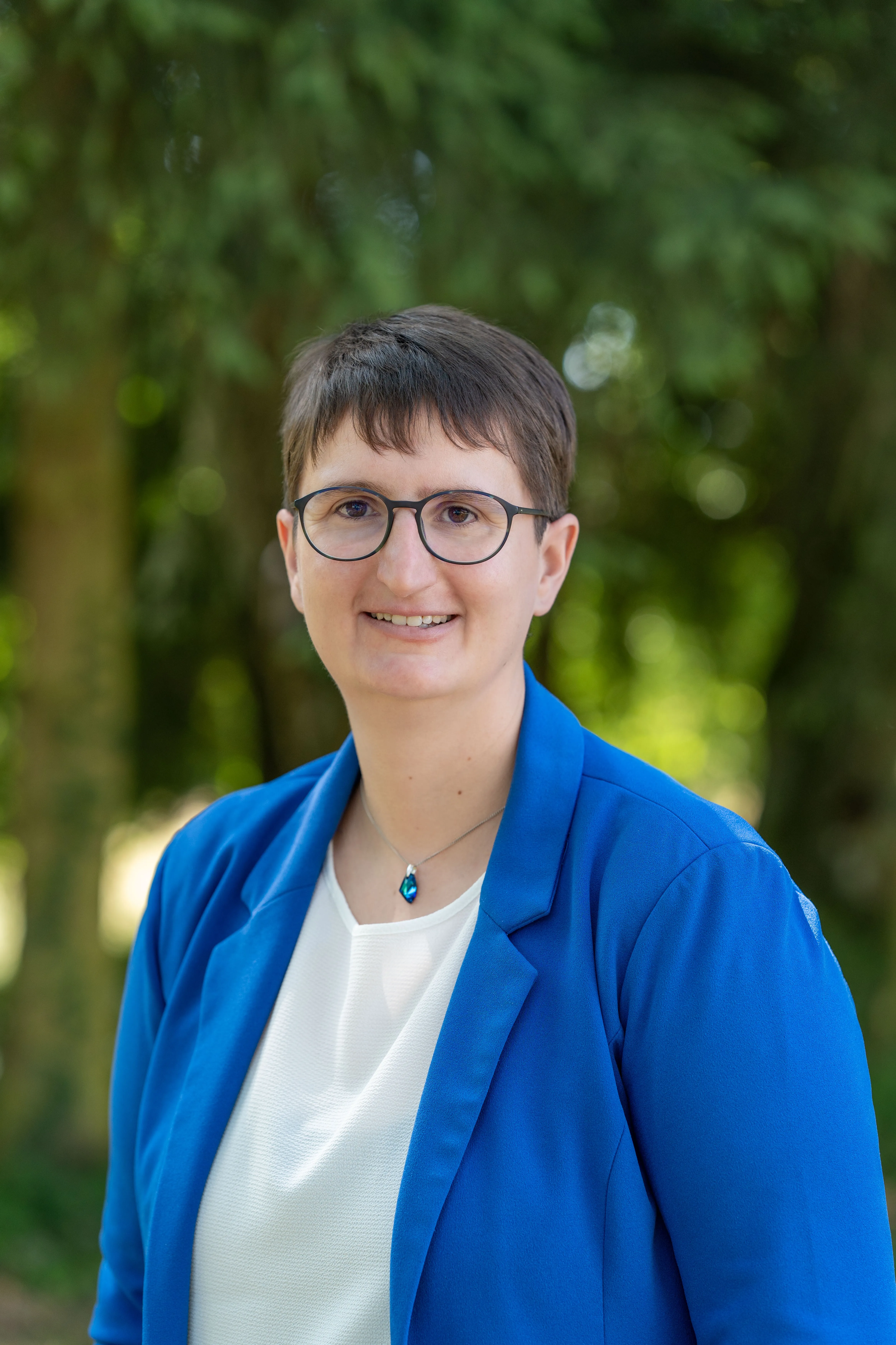 Porträt von Christina Busch, Nachhaltigkeitsmanagerin im Bereich Technologie bei Homanit